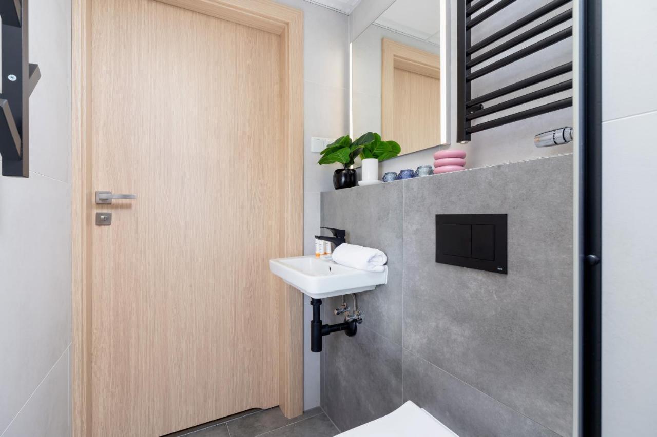Srodmiescie Katowa Air-Conditioned Studio Krakow By Noclegi Renters Екстер'єр фото
